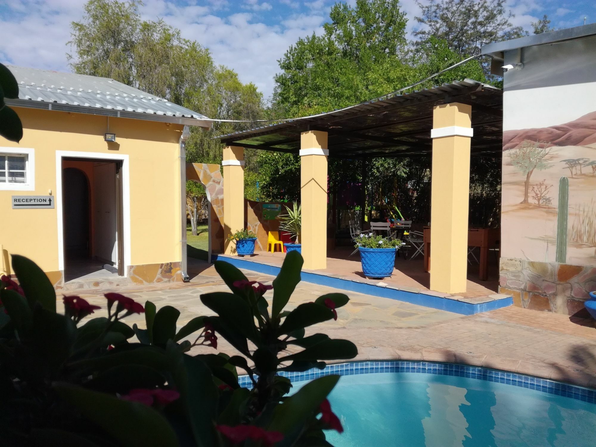 Capbon Guesthouse Windhoek Exteriör bild